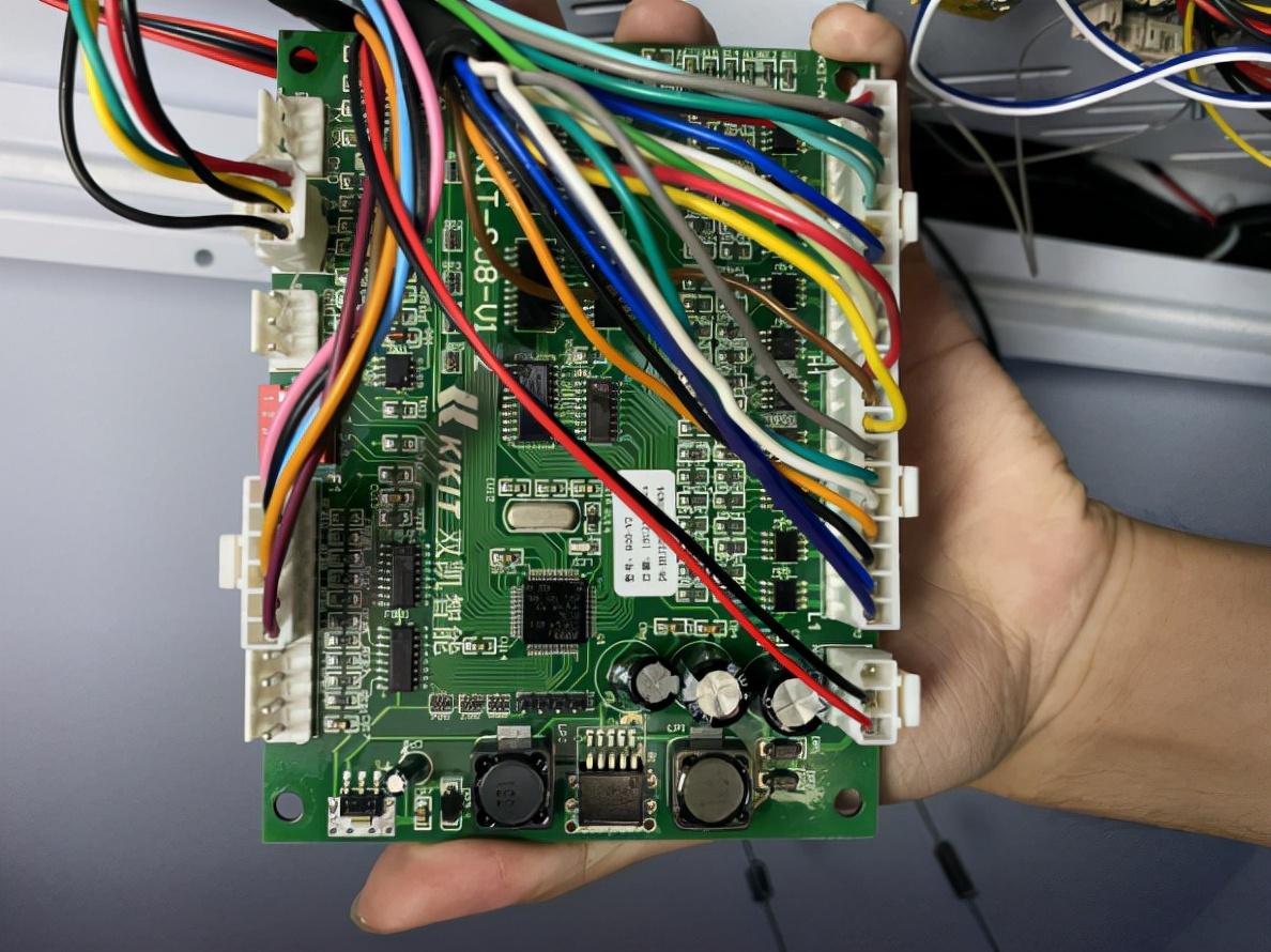 情趣用品自动售货机如何选择？阿里系从业者全程干货建议，收藏这篇就够了